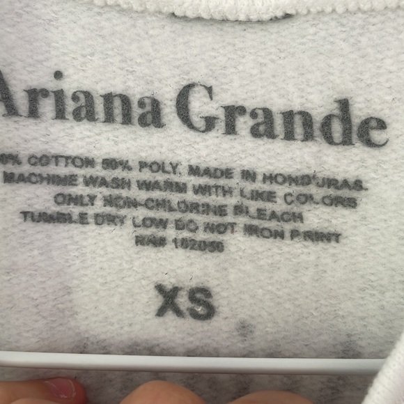 Ariana Grande Pullover Sweatshirt - Picture 6 of 9